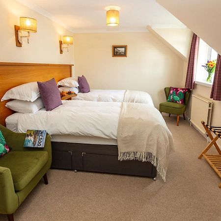Eilean Donan Guest House Ullapool Esterno foto